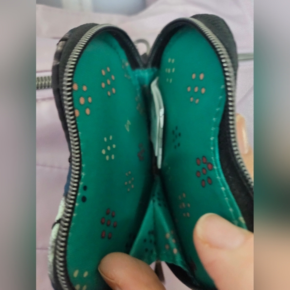 NWOT Lug Gondola European Shopper In Sugarplum & NWT Heart Pouch - Picture 8 of 16